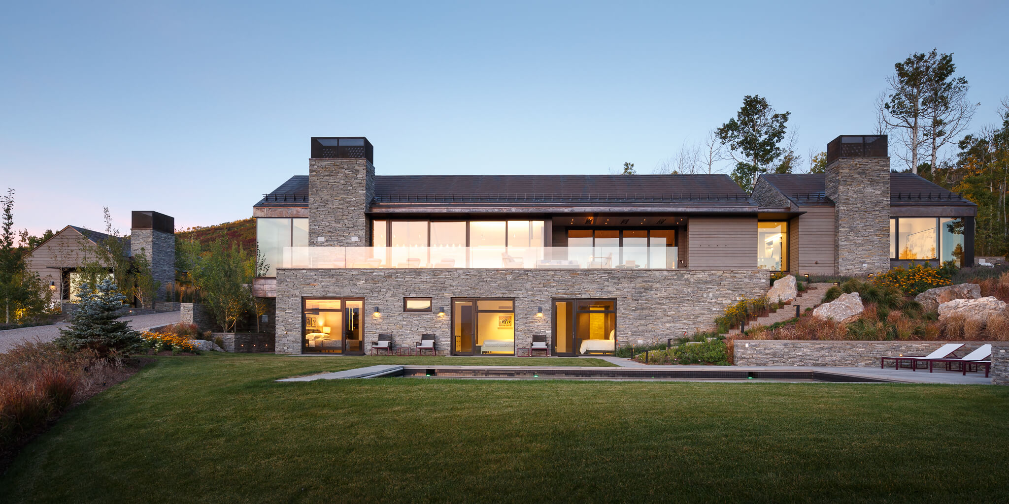 Banner image: Starwood Retreat